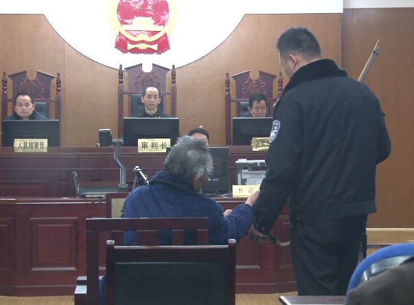 辨认物证.jpg