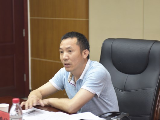 县公安局法制大队教导员章德良.jpg